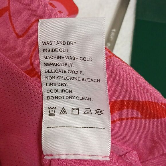 Rafaella Pink and Red Patterned Skort, Large Leaf Pattern "CARMINE ROSE" NWT  M - Picture 9 of 10